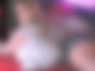 blondiewithanass's Live Sex Cam Show