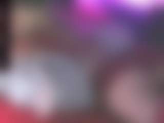 Live cam show with blondiewithanass - Oil on Uber Horny