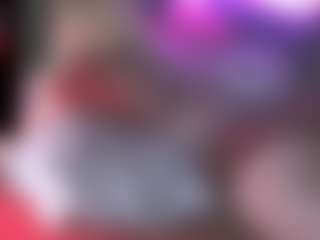 Live cam show with blondiewithanass - Green Eyes on Soda Cam