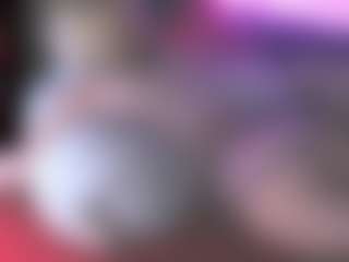 Live cam show with blondiewithanass - Small Ass on Fling VIP Chat