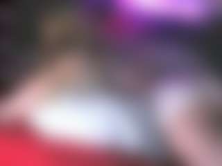 blondiewithanass's Live Sex Cam Show