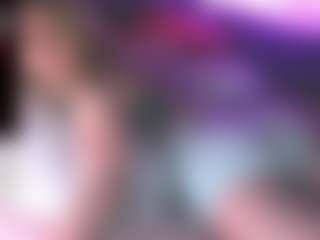 blondiewithanass's Live Sex Cam Show