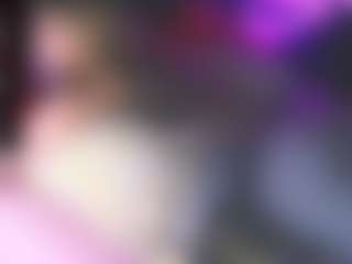 blondiewithanass's Live Sex Cam Show