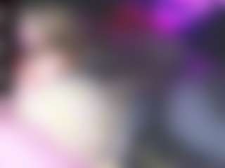 blondiewithanass's Live Sex Cam Show