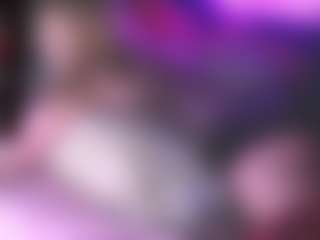 blondiewithanass's Live Sex Cam Show
