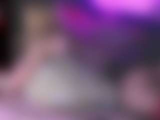 Live cam show with blondiewithanass - Green Eyes on livesuperchat.net