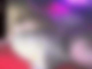 blondiewithanass's Live Sex Cam Show
