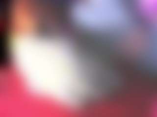 Live cam show with blondiewithanass - Small Ass on PervPlay.com