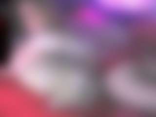 blondiewithanass's Live Sex Cam Show