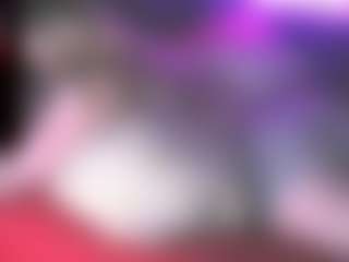blondiewithanass's Live Sex Cam Show