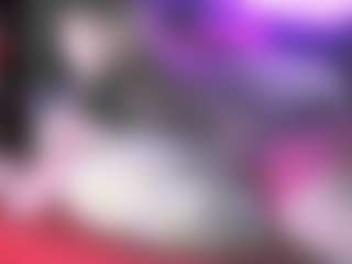 Live cam show with blondiewithanass - Oil on CSO-WL