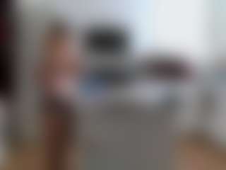 blondiewithanass's Live Sex Cam Show