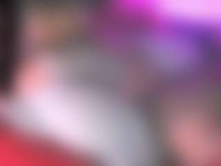 Live cam show with blondiewithanass - Small Ass on xxxlivecams.org