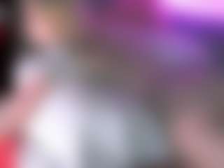 blondiewithanass's Live Sex Cam Show