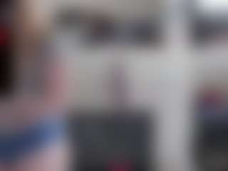 blondiewithanass's Live Sex Cam Show