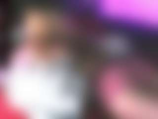blondiewithanass's Live Sex Cam Show