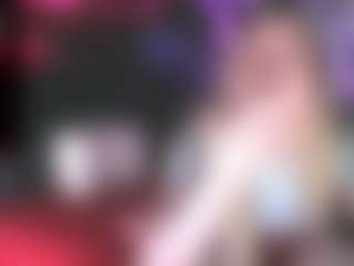 blondiewithanass's Live Sex Cam Show