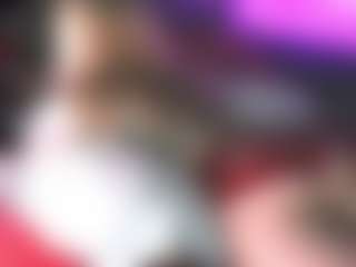 blondiewithanass's Live Sex Cam Show