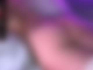 blondiewithanass's Live Sex Cam Show