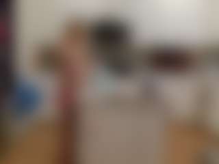 Live cam show with blondiewithanass - Blonde Hair College on xDating
