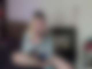 blondiewithanass's Live Sex Cam Show