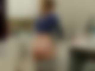 blondiewithanass's Live Sex Cam Show