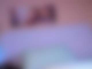 Live cam show with ISA - Black Dildo on Fapmatic.com