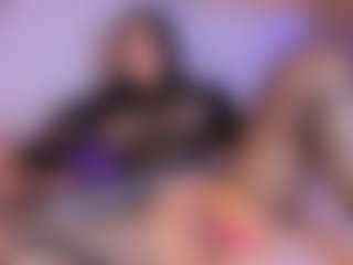 ISA's Live Sex Cam Show