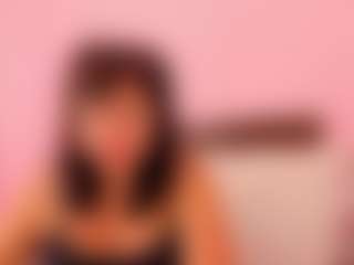 Live cam show with Squirt Angel - Spank on TeamSkeetLive