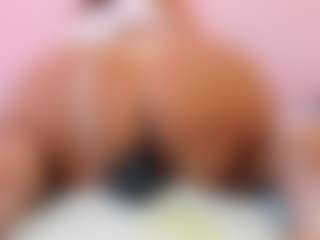 Live cam show with Squirt Angel - Big Ass on Gym Cam Girls