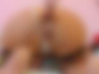 Live cam show with Squirt Angel - Bedroom Lovense on crypto-cams