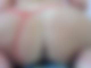 Live cam show with Squirt Angel - Spank on Camsoda