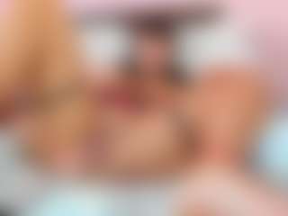 Live cam show with Squirt Angel - Bikini on CamSextacy