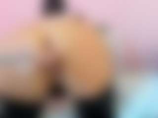 Live cam show with Squirt Angel - Orgasm on Big Tits