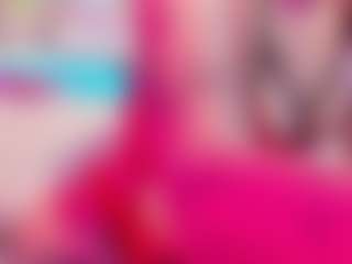 Live cam show with squeezypeach - Lovense on xDating