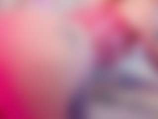 Live cam show with squeezypeach - Longlegs on SxyPornLive