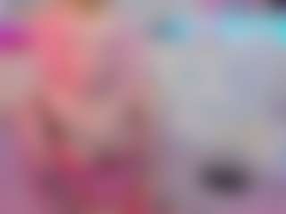 Live cam show with squeezypeach - Joi on friskycurves.com