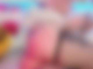 Live cam show with squeezypeach - Anal on studioflirtlive.com