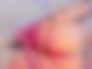 Live cam show with squeezypeach - Gorgeous on CSO-WL