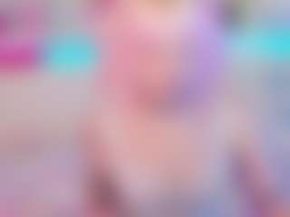 Live cam show with squeezypeach - Fingers on Dolls Live