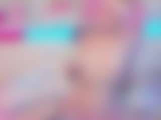 Live cam show with squeezypeach - Pornstar Ebony on Lustler