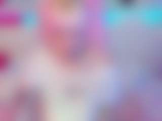 Live cam show with squeezypeach - Gagging on Pornisteam.com