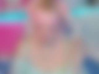 Live cam show with squeezypeach - Joi on Camsoda
