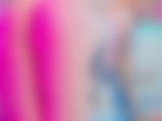Live cam show with squeezypeach - Dreads on Camsoda
