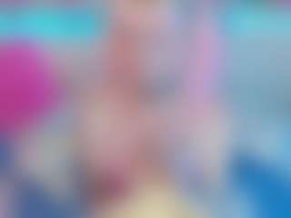 squeezypeach's Live Sex Cam Show