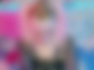 Live cam show with squeezypeach - Double Penetration on xheatlive.com