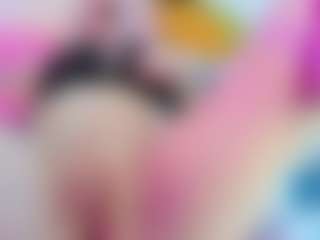 squeezypeach's Live Sex Cam Show