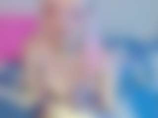 squeezypeach's Live Sex Cam Show