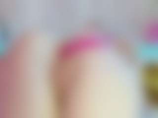 squeezypeach's Live Sex Cam Show