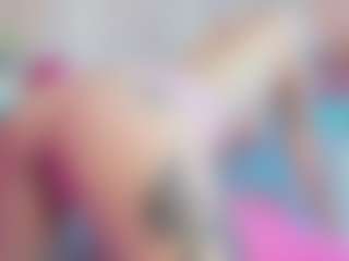 squeezypeach's Live Sex Cam Show